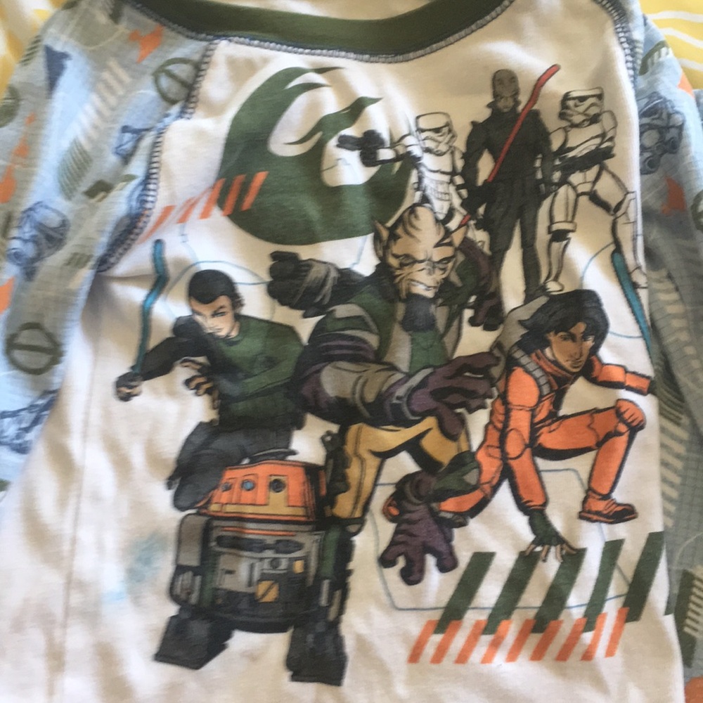 Star Wars PJs - Picture 2 of 4